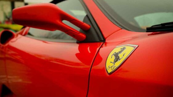 ferrari moto