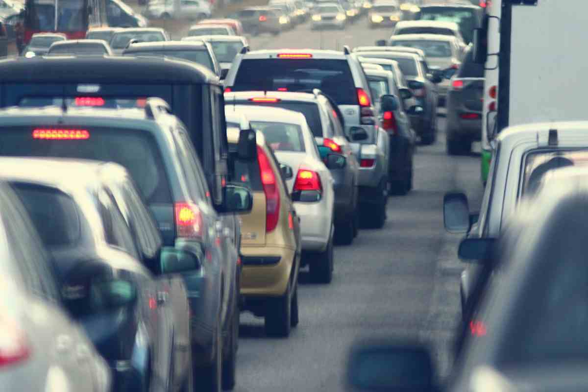 auto traffico