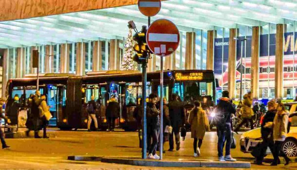 autobus notturno roma